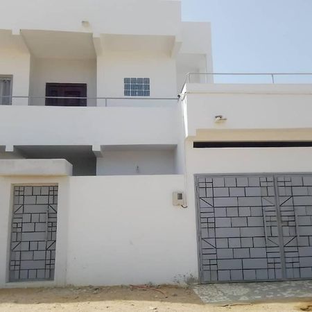 Villa Diambars Sali Tapé المظهر الخارجي الصورة